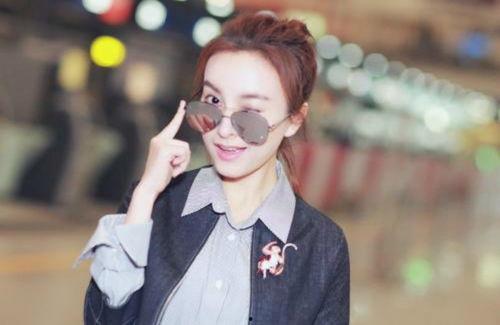 明星生日917,星光熠熠的生日庆典