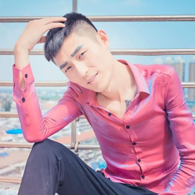 网红耀子,网红界的璀璨明星，引领潮流的时尚达人