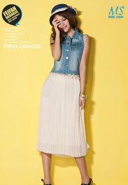 牛仔马夹女网红个性,牛仔马夹女网红的独特魅力