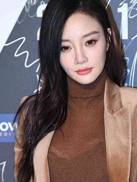 姓车的女明星,璀璨星途，魅力无限