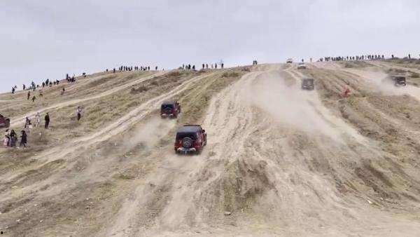 为什么都玩网红坡,揭秘网红坡火爆背后的原因与魅力