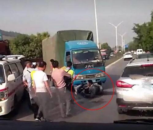 肇庆网红阿里车祸,悲剧瞬间，网络世界与现实冲击