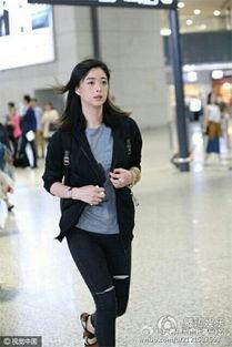 明星 机场拍,机场时尚大片集锦