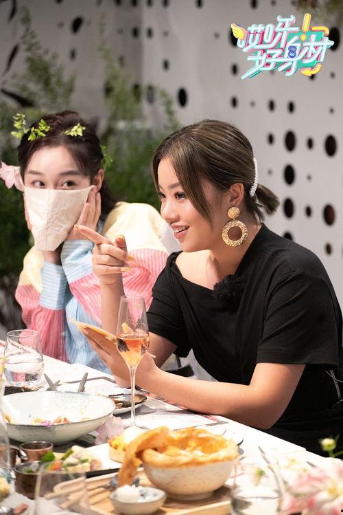 娱乐吃瓜姐崩爆米花,崩爆米花背后的故事